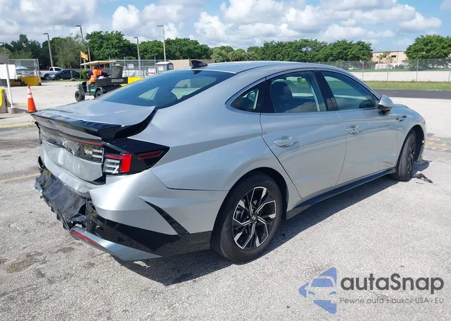 KMHL64JA1SA448704: 42684239