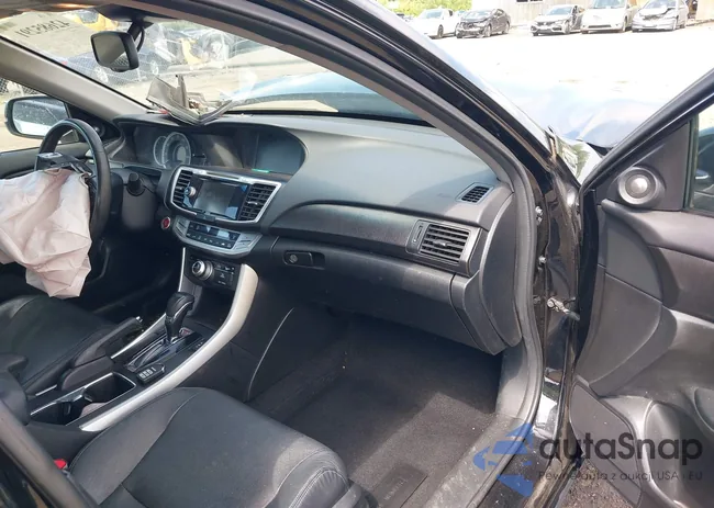 1HGCR2F81FA011928: 42685291