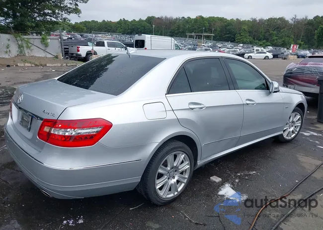 WDDHF8JB2CA611586: 42685335