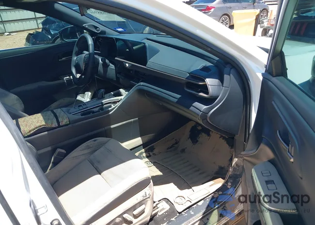 JTDAAAAF7R3027072: 42685393