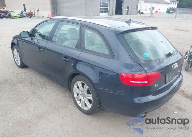 WAUSFAFL2BA053226: 42685535