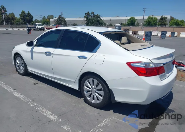 1HGCR2F80DA182697: 42685552