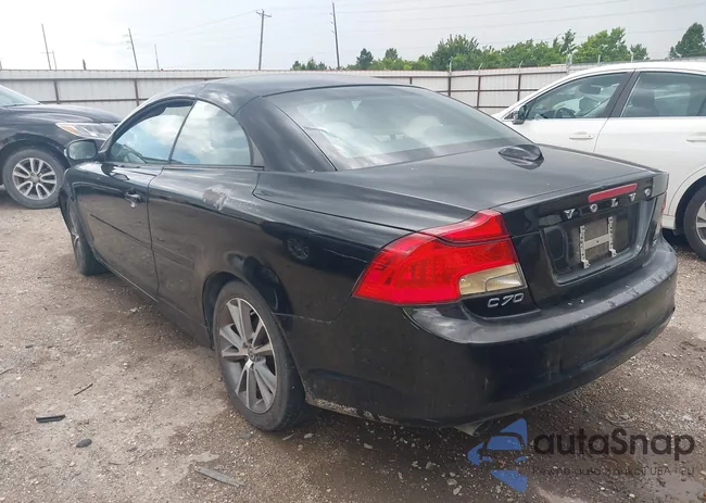 YV1672MC9BJ107979: 42685668