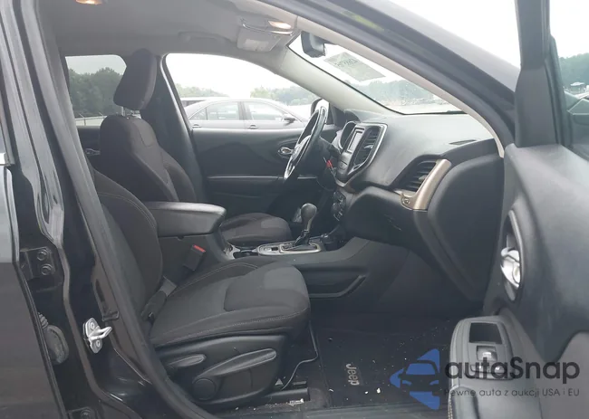 1C4PJMCS9GW332431: 42685705