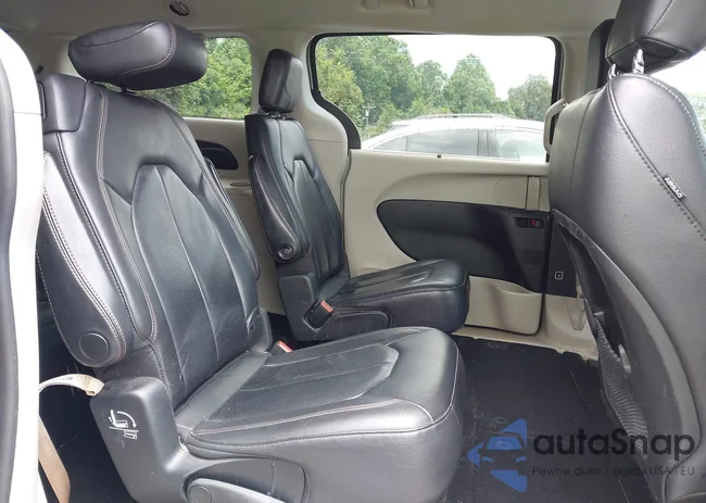 2C4RC1BG3LR120433: 42686360