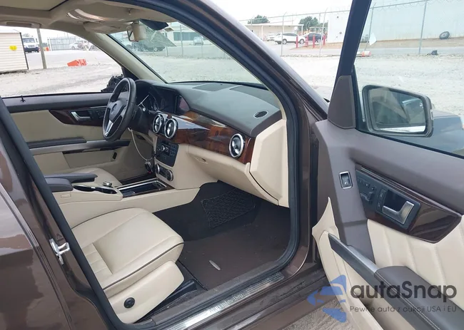 WDCGG5HB5FG379133: 42686367