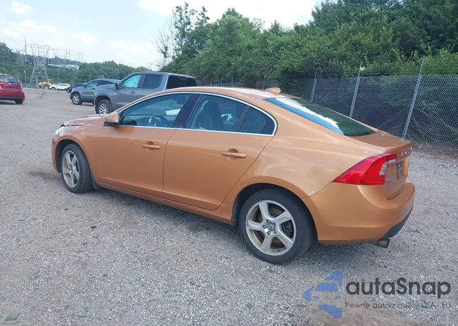 YV1622FS5C2095571: 42686371