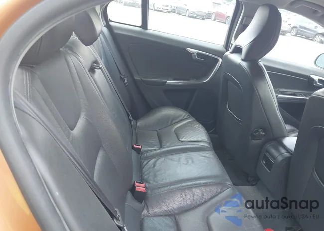 YV1622FS5C2095571: 42686371