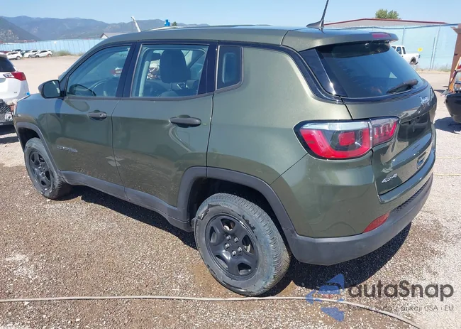 3C4NJDAB1KT599782: 42686372