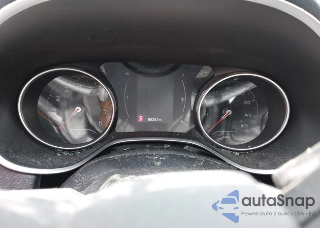 3C4NJCBB3LT252674: 42686752