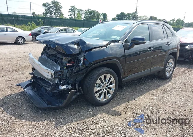 2T3A1RFV8RC419233: 42686155