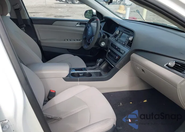 5NPE24AF2FH216132: 42687466