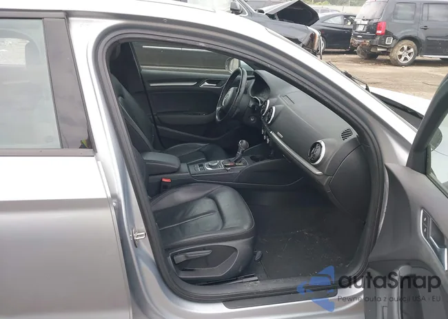 WAUB8GFF3G1069594: 42687483