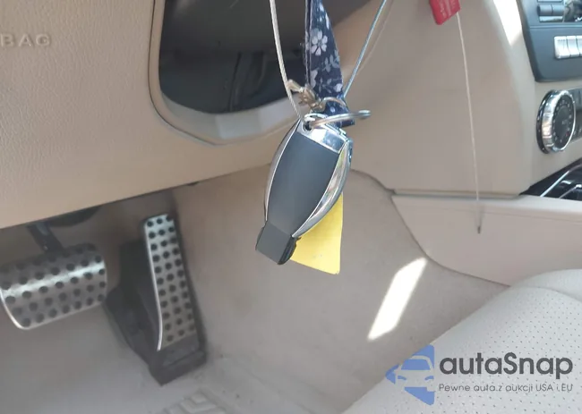 WDDGF4HB8DA845940: 42687531