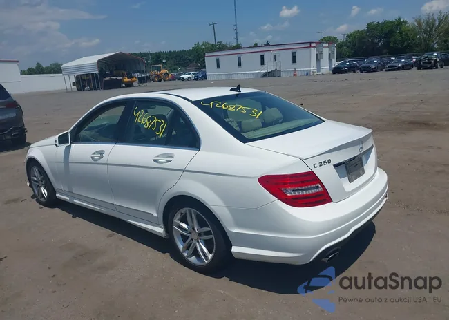 WDDGF4HB8DA845940: 42687531