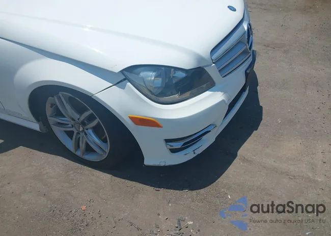 WDDGF4HB8DA845940: 42687531