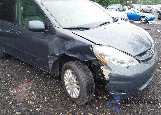 5TDDK4CC9AS031528: 42687544