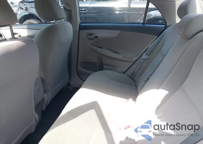 2T1BU4EE0DC064317: 42687734