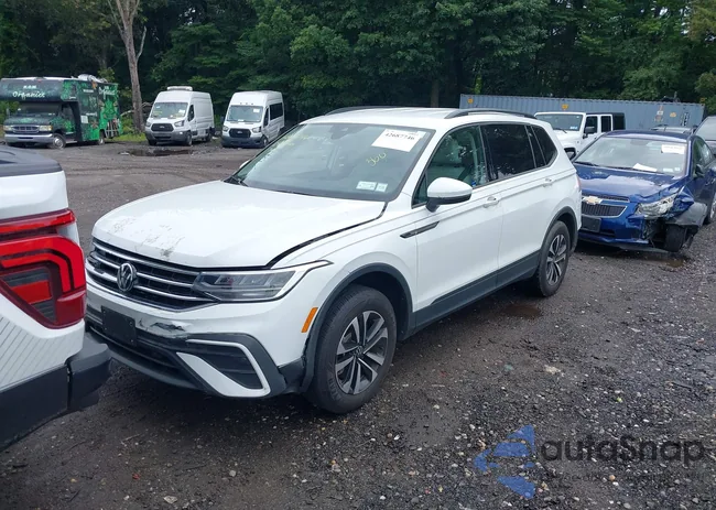 3VVFB7AXXRM010880: 42687746