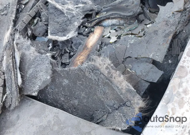 3GTU9FED3LG418297: 42687781