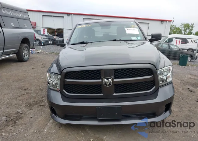 1C6RR7FT2JS327763: 42686971