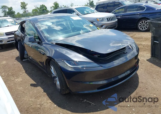 5YJ3E1EB1SF929424: 42686991