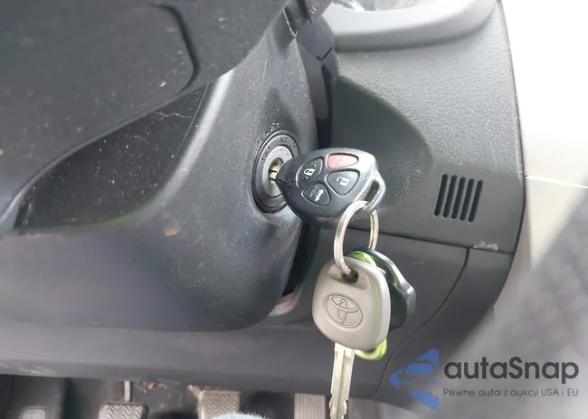 2T1BU4EE9CC816756: 42687013