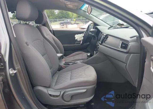 KNDCB3LC7J5148388: 42688277