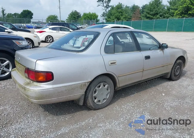 JT2BG12KXT0417132: 42688301