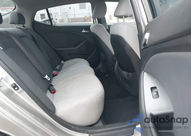 KNAGM4AD2C5031458: 42688429