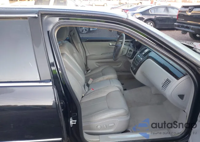 1G6KD57Y08U147092: 42688447