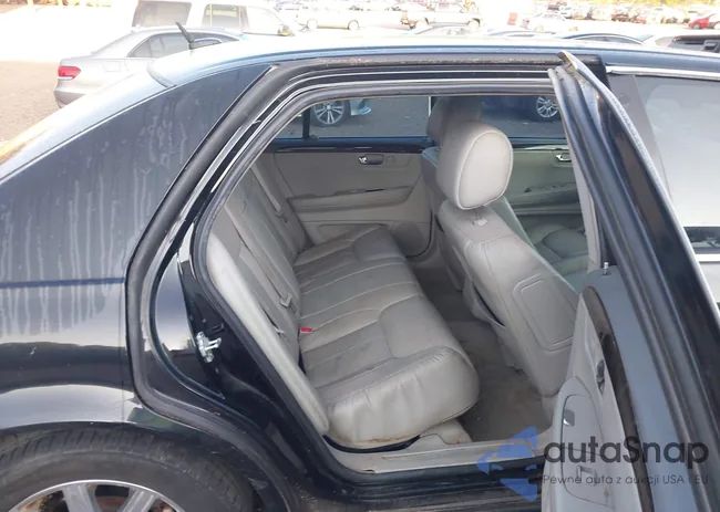 1G6KD57Y08U147092: 42688447