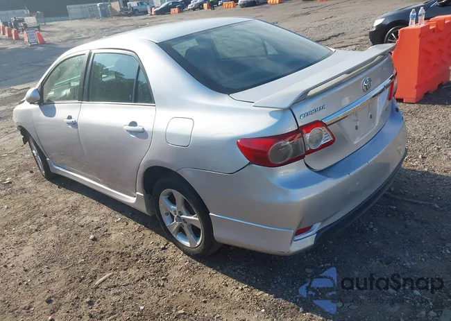 2T1BU4EE3BC607558: 42688642