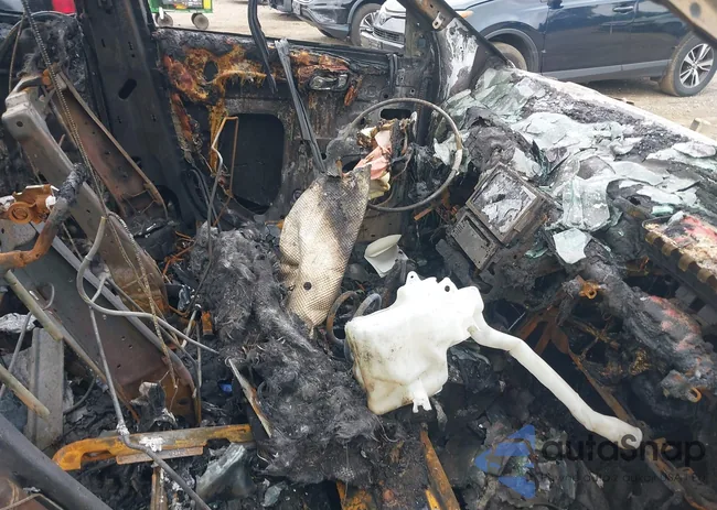 1FMHK8D85CGB04051: 42688660