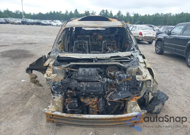 1FMHK8D85CGB04051: 42688660