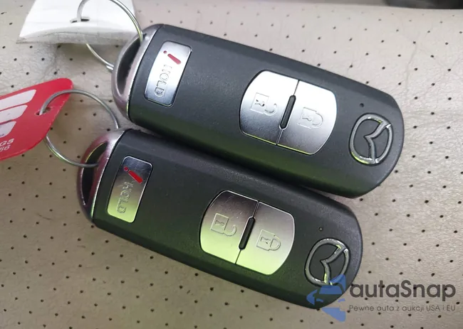 JM3KE4DY8E0318478: 42688683