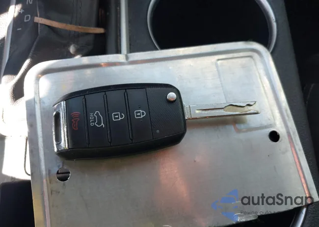 KNDPM3AC1J7312608: 42688702