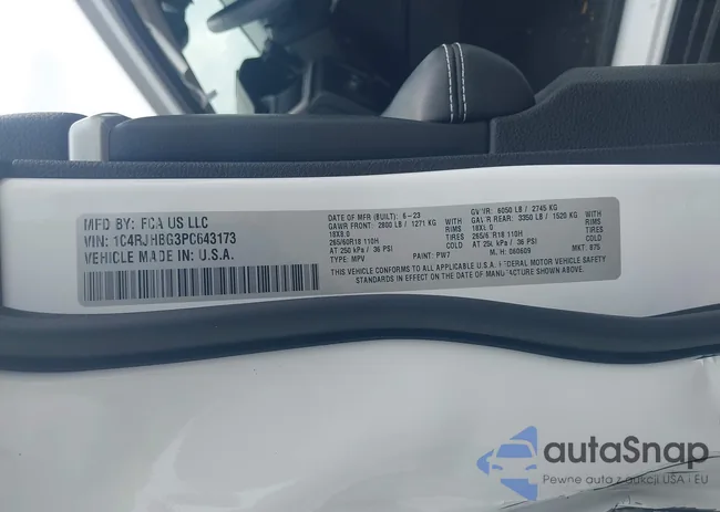 1C4RJHBG3PC643173: 42688874