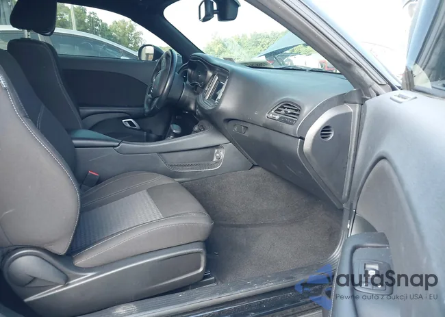 2C3CDZAG4PH686085: 42687933