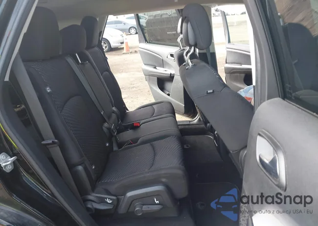 3C4PDDBGXFT755611: 42688011