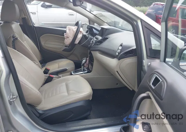 3FADP4FJ0EM239949: 42688033