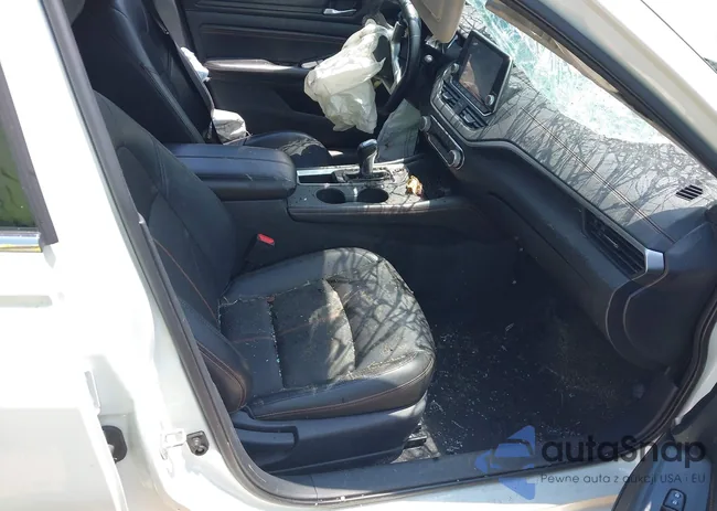 1N4BL4CV3LC118308: 42688043