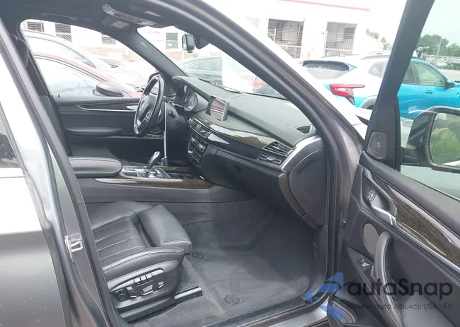 5UXKT0C56J0W00156: 42688107