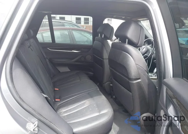 5UXKT0C56J0W00156: 42688107