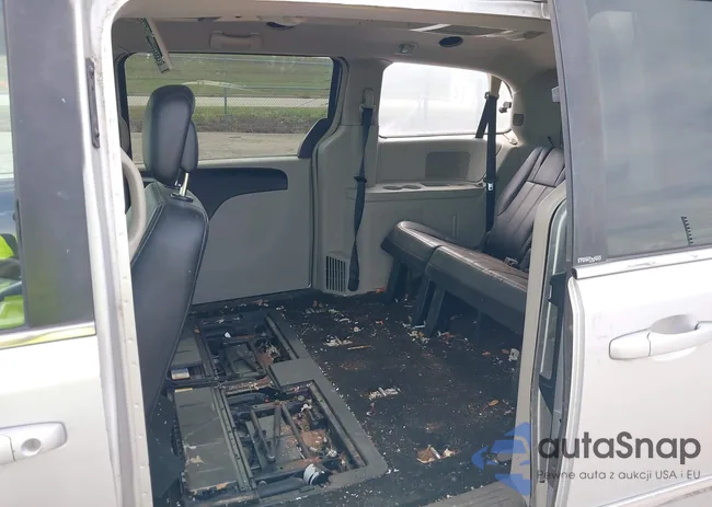 2C4RC1BG0CR306009: 42688268