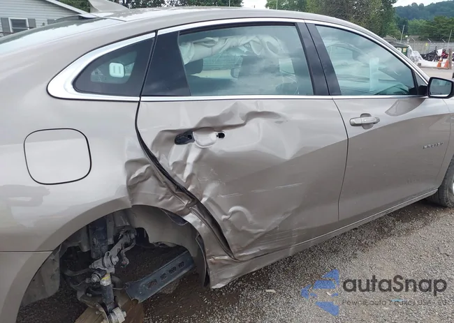 1G1ZD5ST1PF189502: 42689363