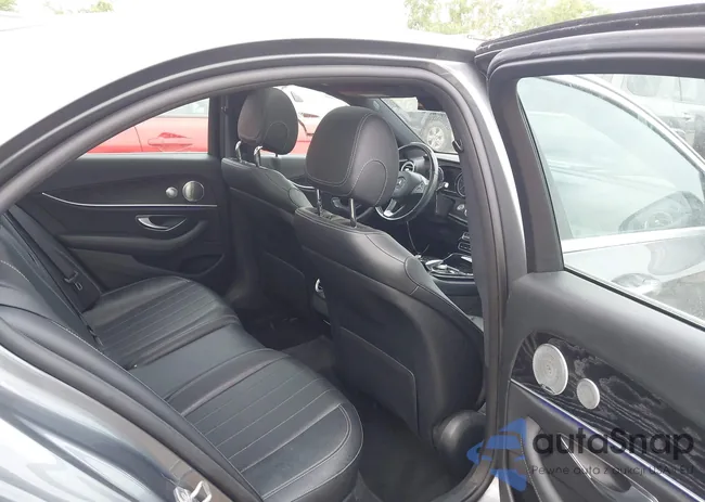 WDDZF4KB0HA191202: 42689366