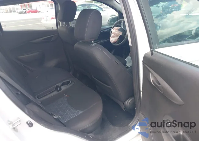 KL8CD6SA4NC037058: 42689373