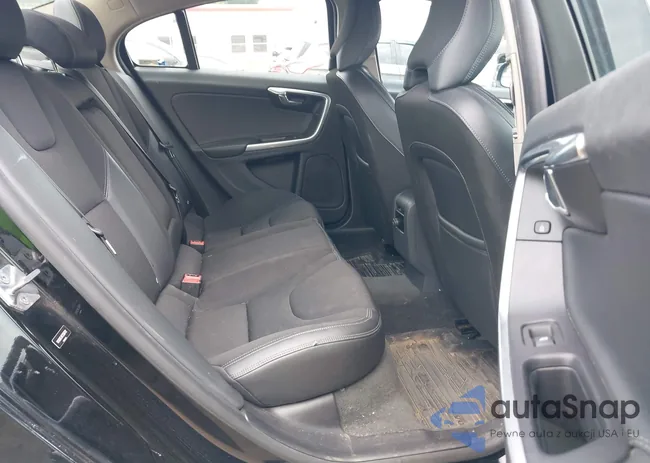 YV1612TJ4F2356742: 42689426