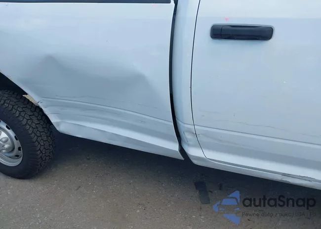 3C6TR5HT1DG606236: 42689450